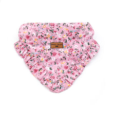Cargar imagen en el visor de la galería, Bandana perro flores palo rosa