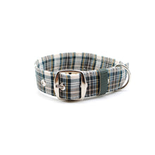 Cargar imagen en el visor de la galería, Collar perro escocés verde &amp; crema - Perros Unidos