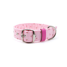 Cargar imagen en el visor de la galería, Collar rayas rosadas cerezas - Perros Unidos
