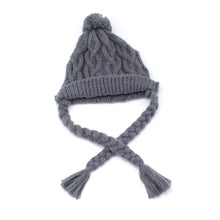 Cargar imagen en el visor de la galería, Gorro perro tejido gris - Perros Unidos